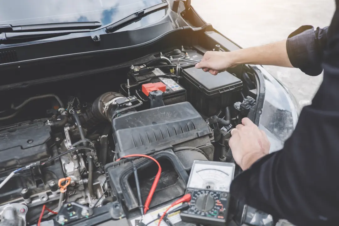 EFB vs AGM Car Battery: Which is Better for Your Needs?